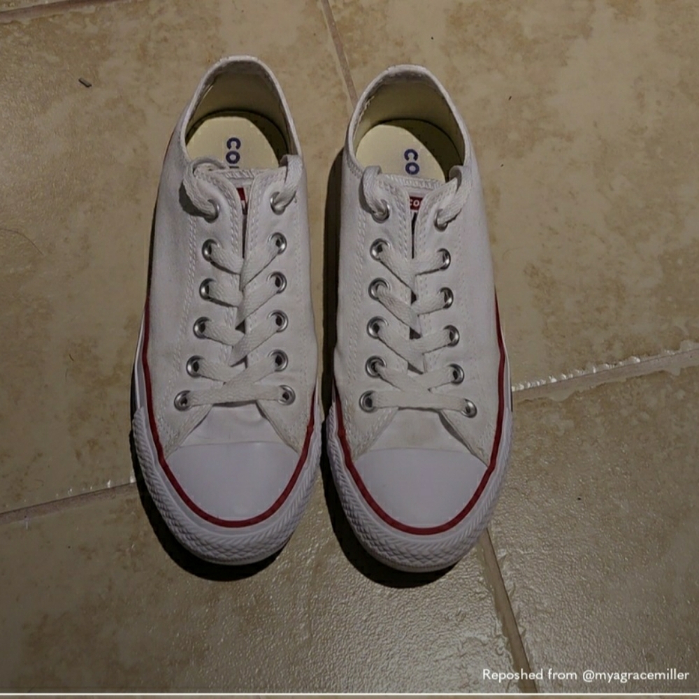 CONVERSE White women's size 7 1/2